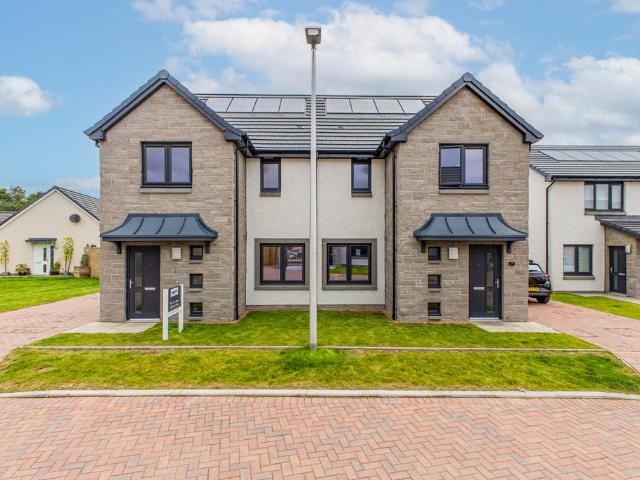 3 bedroom semi detached villa house for sale