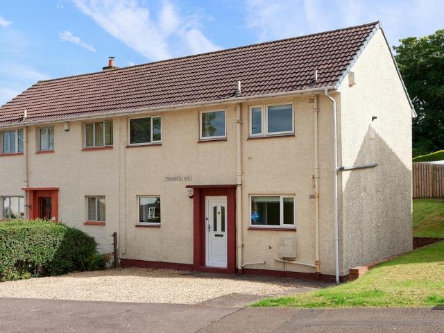 3 bedroom semi detached villa house for sale