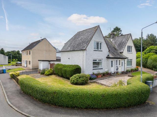 3 bedroom semi detached villa house for sale