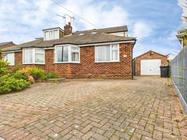 3 bedroom Semi detached bungalow To Let