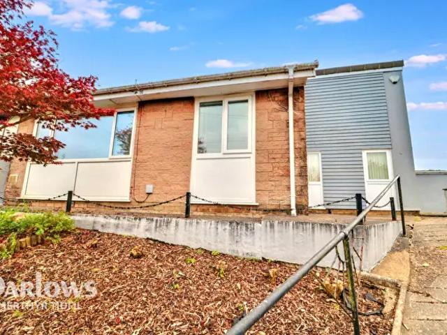 3 Bedroom Semi Detached Bungalow To Rent In St Martins Crescent, Tredegar, NP22