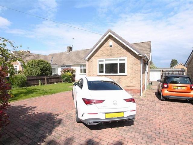 3 bedroom semi detached bungalow to rent