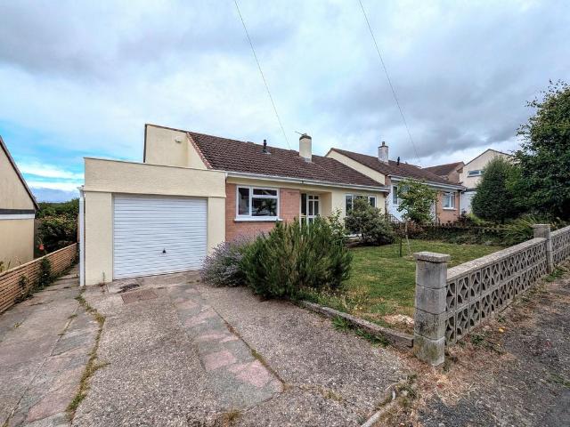 3 bedroom semi detached bungalow to rent