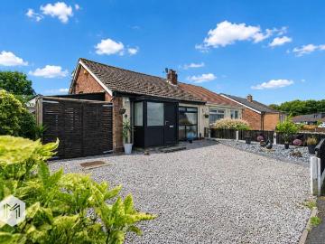 3 bedroom semi detached bungalow for sale
