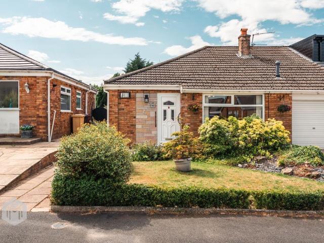 3 bedroom semi detached bungalow for sale