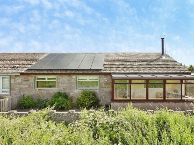 3 bedroom semi detached bungalow for sale