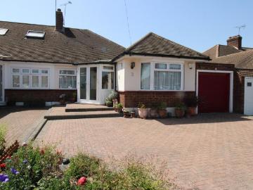 3 bedroom semi detached bungalow for sale