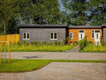 3 bedroom semi detached bungalow for sale
