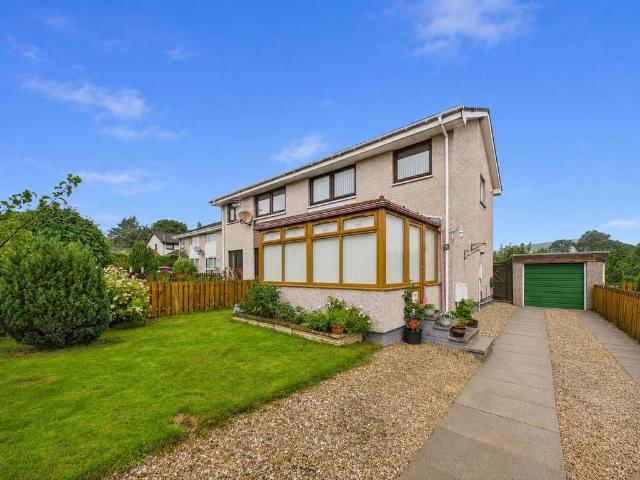 3 bedroom semi detached bungalow for sale