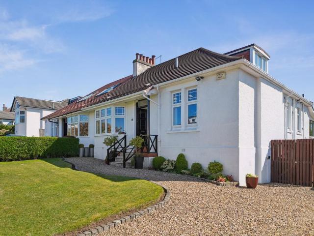3 bedroom semi detached bungalow for sale