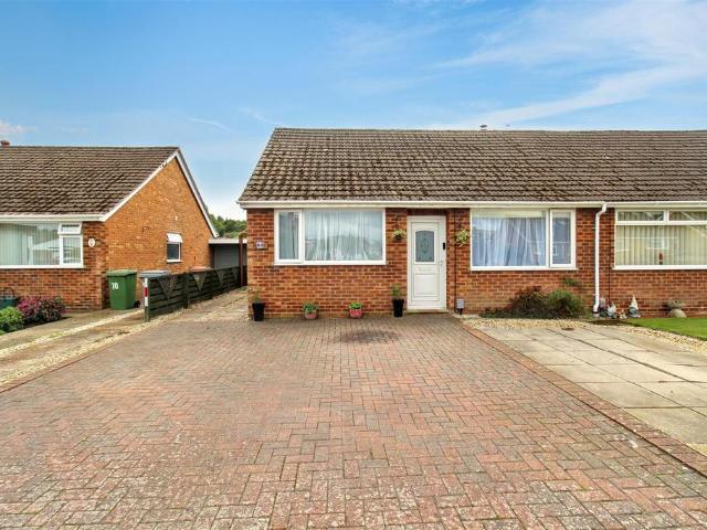 3 bedroom semi detached bungalow for sale