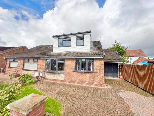 3 bedroom semi detached bungalow for sale