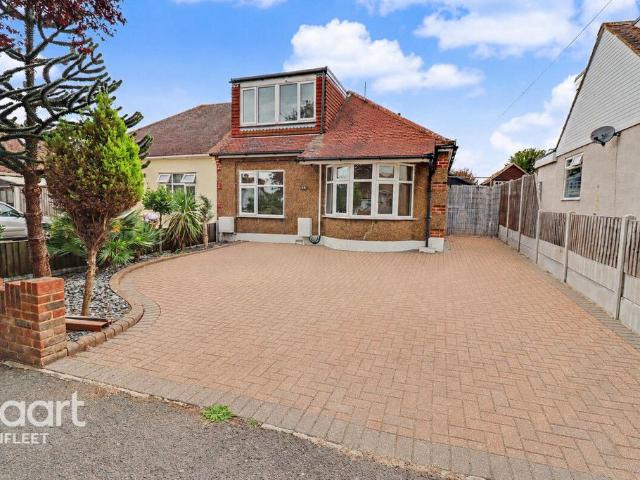 3 bedroom semi detached bungalow for sale