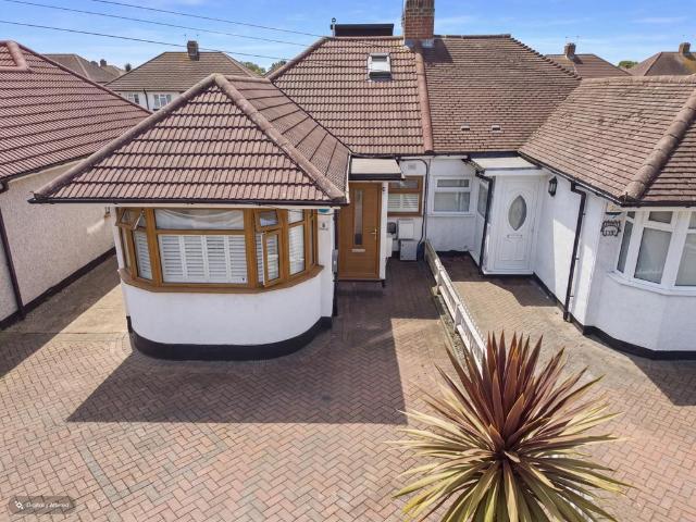 3 bedroom semi detached bungalow for sale