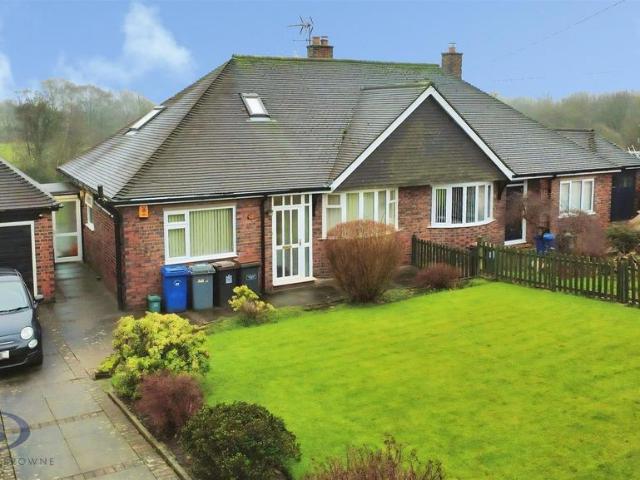 3 bedroom semi detached bungalow for sale