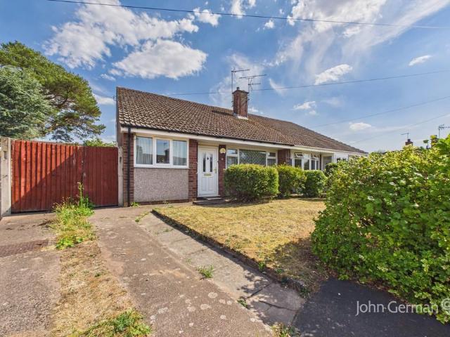3 bedroom semi detached bungalow for sale