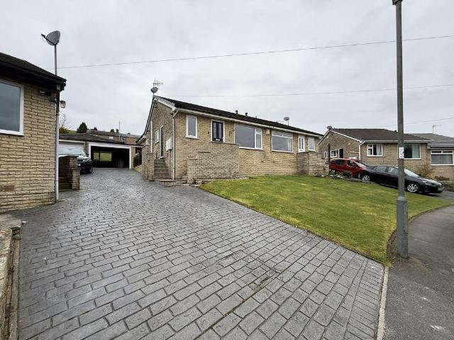 3 bedroom semi detached bungalow for sale