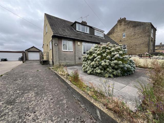 3 bedroom semi detached bungalow for sale