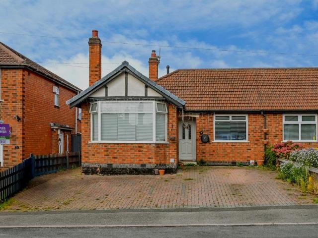 3 bedroom semi detached bungalow for sale