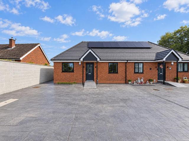 3 bedroom semi detached bungalow for sale