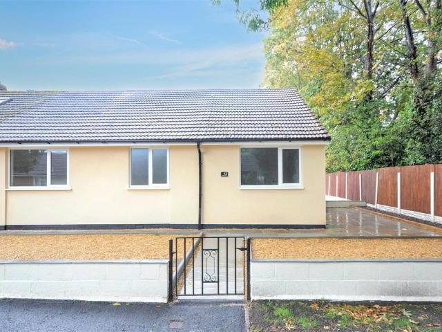 3 bedroom semi detached bungalow for sale