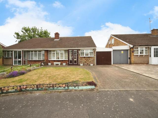 3 bedroom semi detached bungalow for sale