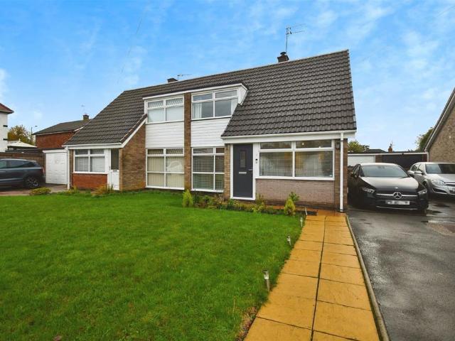 3 bedroom semi detached bungalow for sale