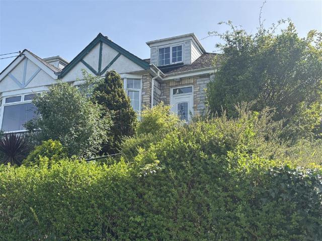 3 bedroom semi detached bungalow for sale