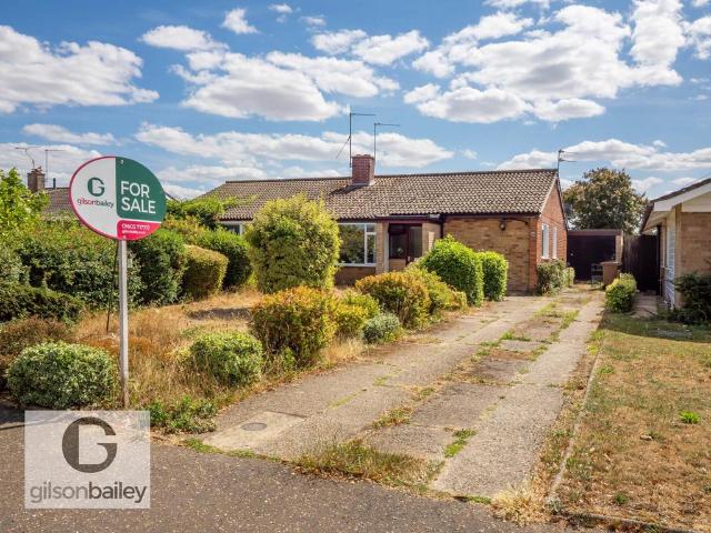3 bedroom semi detached bungalow for sale