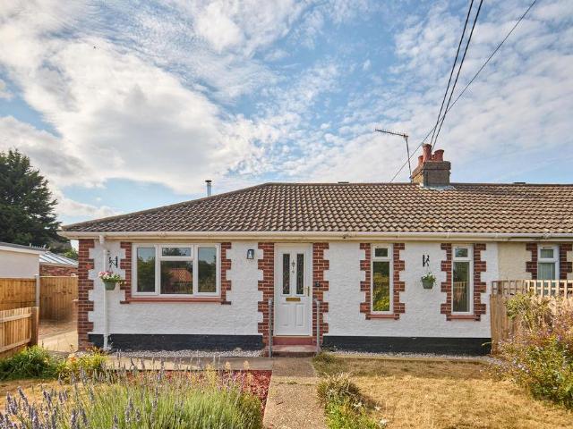 3 bedroom semi detached bungalow for sale