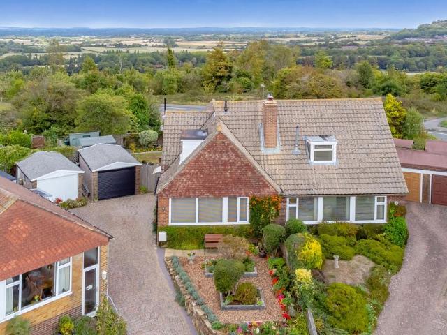 3 bedroom semi detached bungalow for sale