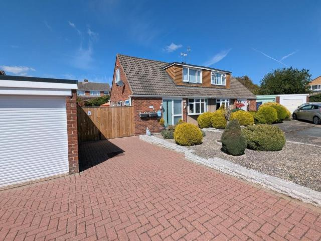 3 bedroom semi detached bungalow for sale