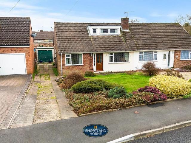 3 bedroom semi detached bungalow for sale