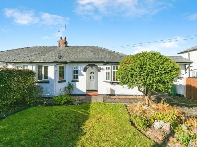 3 bedroom semi detached bungalow for sale