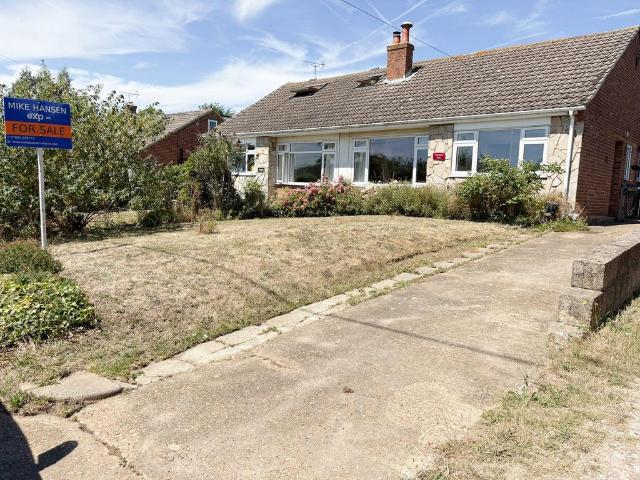 3 bedroom semi detached bungalow for sale