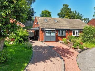 3 bedroom semi detached bungalow for sale