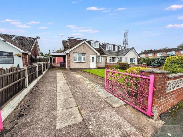 3 bedroom semi detached bungalow for sale