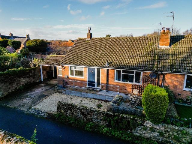3 bedroom semi detached bungalow for sale
