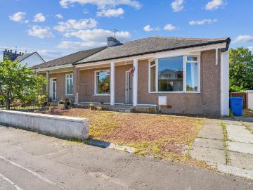 3 bedroom semi detached bungalow for sale