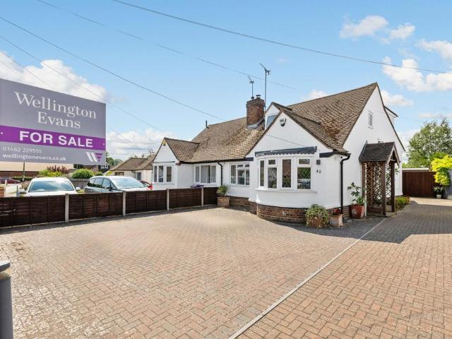 3 bedroom semi detached bungalow for sale