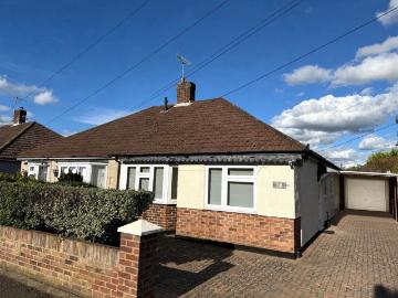 3 bedroom semi detached bungalow for sale