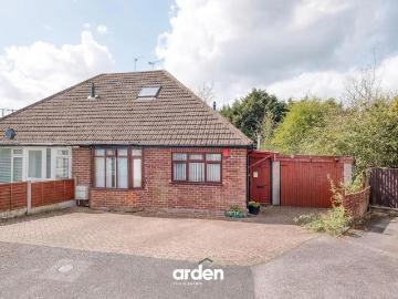 3 bedroom semi detached bungalow for sale