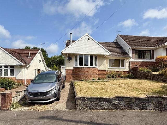 3 bedroom semi detached bungalow for sale