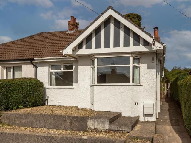 3 bedroom semi detached bungalow for sale