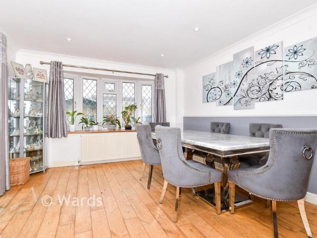 3 bedroom semi detached bungalow for sale