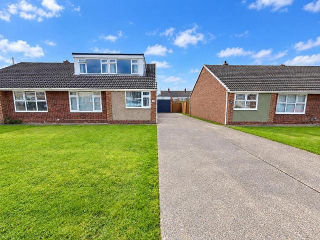 3 bedroom semi detached bungalow for sale