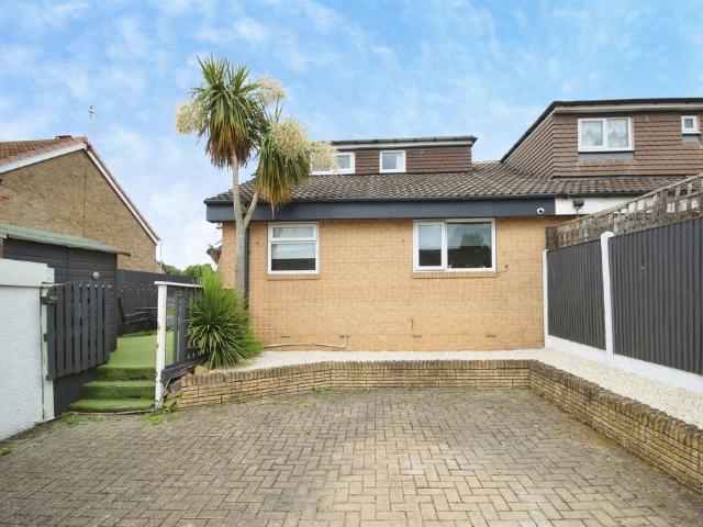 3 bedroom semi detached bungalow for sale