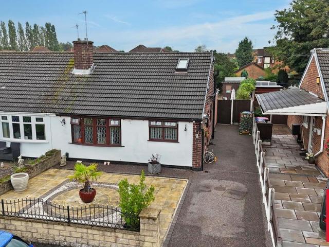 3 bedroom semi detached bungalow for sale