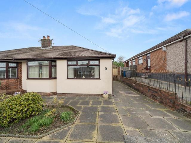 3 bedroom semi detached bungalow for sale