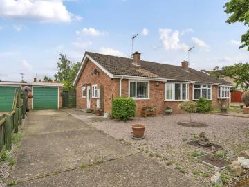 3 bedroom semi detached bungalow for sale
